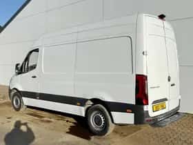 Mercedes-Benz Sprinter (2021) thumbnail 2