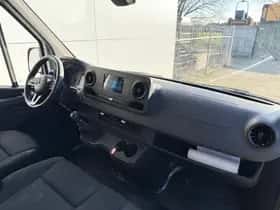 Mercedes-Benz Sprinter (2021) thumbnail 8