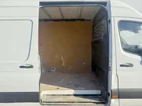Mercedes-Benz Sprinter (2021) thumbnail 9