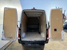 Mercedes-Benz Sprinter (2021) thumbnail 10