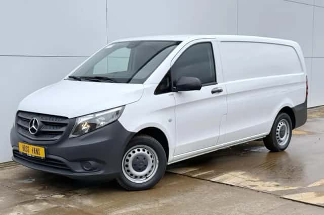 Mercedes-Benz Vito (2023) thumbnail 1