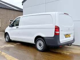 Mercedes-Benz Vito thumbnail 2