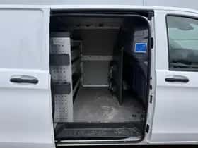 Mercedes-Benz Vito (2023) thumbnail 9