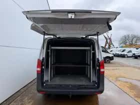 Mercedes-Benz Vito (2023) thumbnail 10