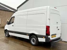 Mercedes-Benz Sprinter (2021) thumbnail 2