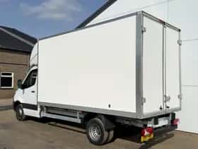Mercedes-Benz Sprinter (2022) thumbnail 2