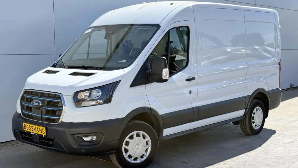 Ford E transit 68kwh 184pk (2023) — foto 1