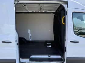 Ford E transit 68kwh 184pk (2023) thumbnail 11