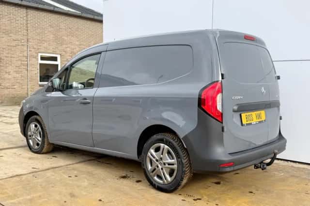 Mercedes-Benz Citan (2024) thumbnail 2