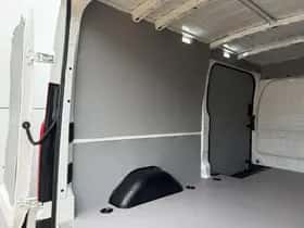 Maxus eDeliver9 (2023) thumbnail 13
