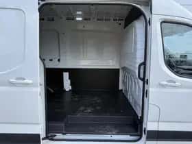 Maxus eDeliver9 (2024) thumbnail 9