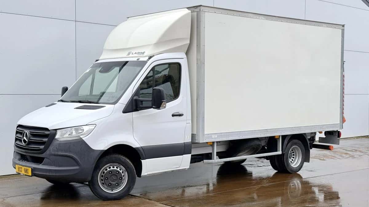 Mercedes-Benz Sprinter (2023) — foto 1