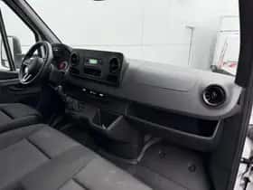 Mercedes-Benz Sprinter (2023) thumbnail 7