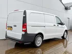 Mercedes-Benz eVito (2024) thumbnail 4
