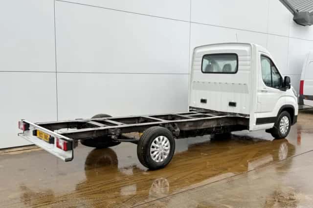 Maxus eDeliver9 (2026) thumbnail 3