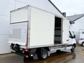 Mercedes-Benz Sprinter (2023) thumbnail 3