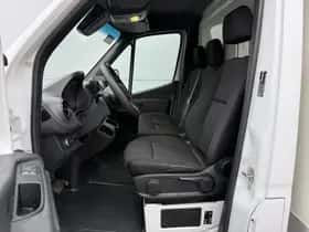 Mercedes-Benz Sprinter (2023) thumbnail 5