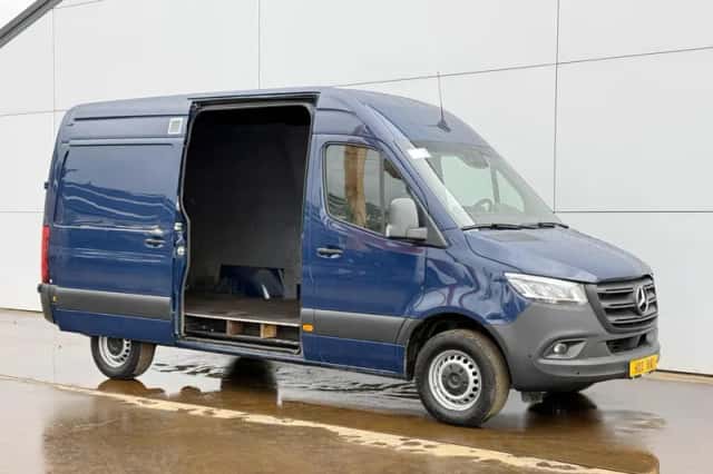 Mercedes-Benz Sprinter (2022) thumbnail 5