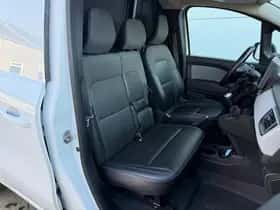 Nissan Townstar (2022) thumbnail 8