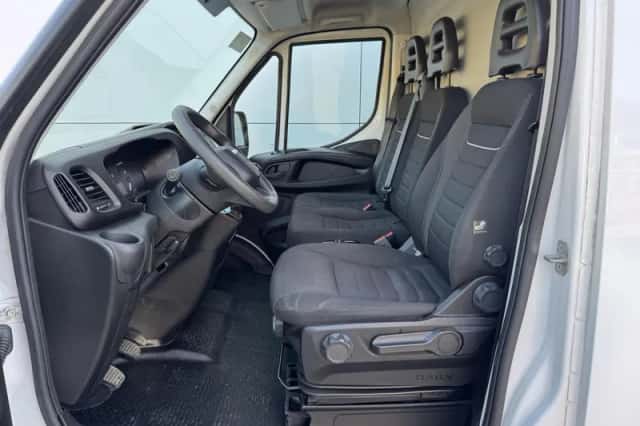Iveco Daily (2022) thumbnail 6