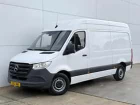 Mercedes-Benz Sprinter (2021) thumbnail 1