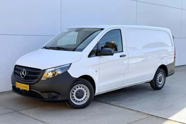 Mercedes-Benz Vito (2021) thumbnail 1