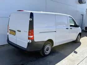 Mercedes-Benz Vito (2021) thumbnail 3