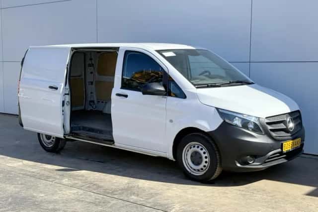 Mercedes-Benz Vito (2021) thumbnail 5