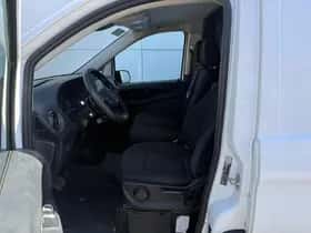Mercedes-Benz Vito (2021) thumbnail 6