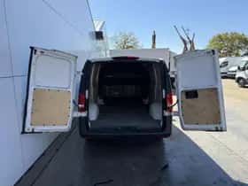 Mercedes-Benz Vito (2021) thumbnail 10