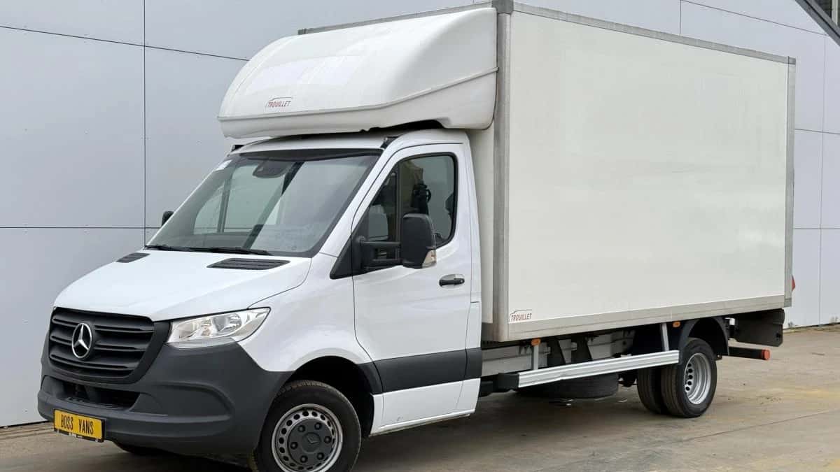 Mercedes-Benz Sprinter (2023) — foto 1