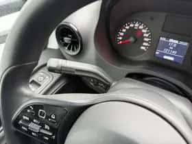 Mercedes-Benz Sprinter (2023) thumbnail 21