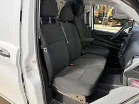 Mercedes-Benz Vito (2023) thumbnail 7