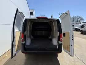 Mercedes-Benz Vito thumbnail 10