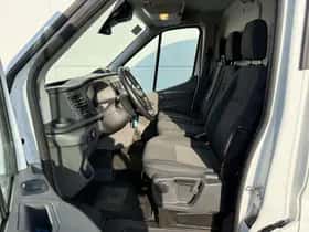 Ford Transit thumbnail 6