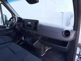 Mercedes-Benz Sprinter thumbnail 7