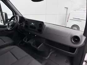 Mercedes-Benz Sprinter (2022) thumbnail 7