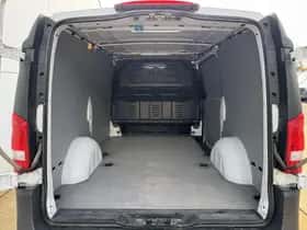 Mercedes-Benz Vito (2022) thumbnail 11