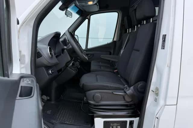 Mercedes-Benz Sprinter (2020) thumbnail 6