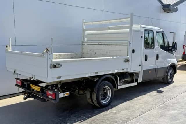 Iveco Daily (2021) thumbnail 4