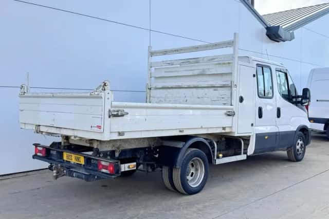 Iveco Daily (2022) thumbnail 4
