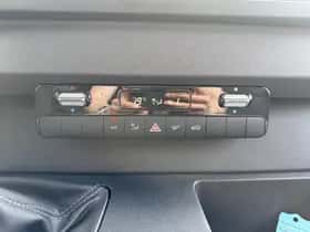 Mercedes-Benz Sprinter thumbnail 16