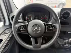 Mercedes-Benz Sprinter thumbnail 17