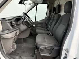 Ford E transit 68kwh 184pk (2022) thumbnail 8