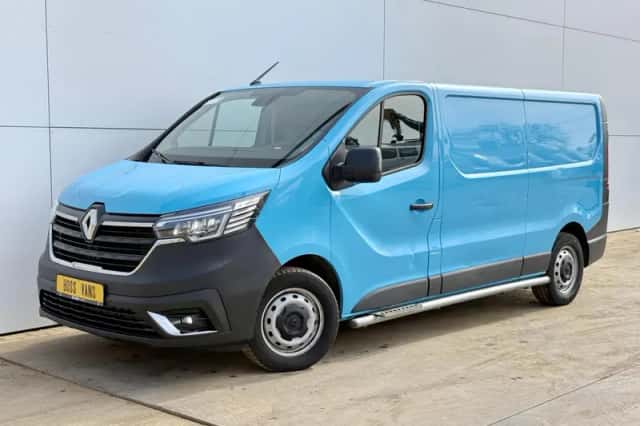 Renault Trafic (2022) thumbnail 1