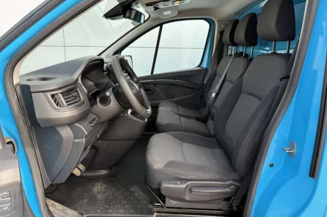Renault Trafic (2022) thumbnail 6