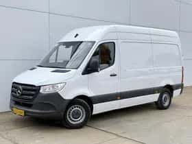 Mercedes-Benz Sprinter (2021) thumbnail 1