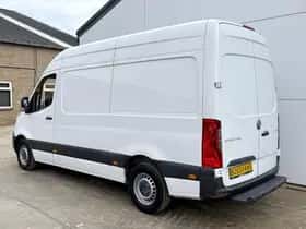 Mercedes-Benz Sprinter (2021) thumbnail 2