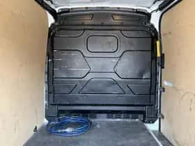 Ford E transit (2023) thumbnail 16