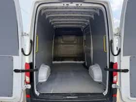 Volkswagen Crafter (2024) thumbnail 11